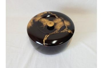 明治〜大正　木製漆器　緻密に描かれた松の金蒔絵が高級感溢れるお櫃・お盆・しゃもじセット(トレー、トレイ、おひつ、松の実、行器、飯器、伝統和食器)(R-070716)