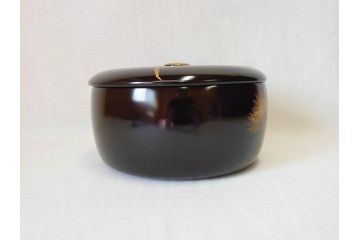 明治〜大正　木製漆器　緻密に描かれた松の金蒔絵が高級感溢れるお櫃・お盆・しゃもじセット(トレー、トレイ、おひつ、松の実、行器、飯器、伝統和食器)(R-070716)