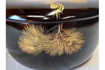 明治〜大正　木製漆器　緻密に描かれた松の金蒔絵が高級感溢れるお櫃・お盆・しゃもじセット(トレー、トレイ、おひつ、松の実、行器、飯器、伝統和食器)(R-070717)