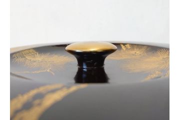 明治〜大正　木製漆器　緻密に描かれた松の金蒔絵が高級感溢れるお櫃・お盆・しゃもじセット(トレー、トレイ、おひつ、松の実、行器、飯器、伝統和食器)(R-070717)