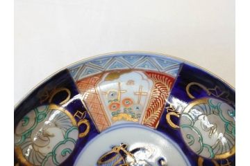 上手物　明治期　伊万里　二重角冨(角富)　金襴手　約17cm　5.6寸　精功に描かれた色絵が目を惹く中皿5枚セット(桃図、鳳凰、花鳥文、深皿、和皿、和食器、五寸六分)(R-070718)