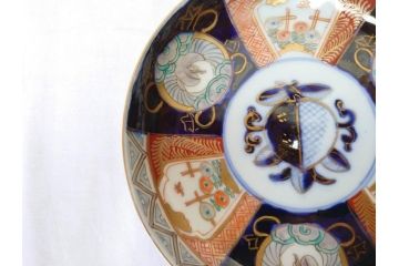 上手物　明治期　伊万里　二重角冨(角富)　金襴手　約17cm　5.6寸　精功に描かれた色絵が目を惹く中皿5枚セット(桃図、鳳凰、花鳥文、深皿、和皿、和食器、五寸六分)(R-070719)