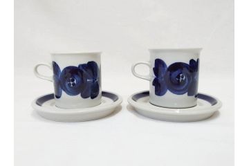 ARABIA FINLAND　Anemone(アネモネ)　Ulla Procope(ウラ・プロコッペ)　落ち着いた色合いが上品な雰囲気を高めるコーヒーカップ&ソーサー5客セット(アラビア、フィンランド、Sモデル、C&S、北欧食器)(R-070723)