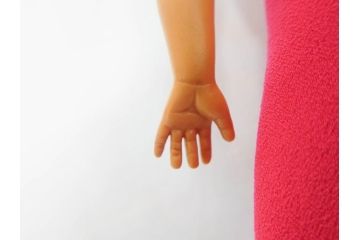 昭和中期　当時物　マテル社(MATELL)　バービー人形(Barbie)　アイデアル(IDEAL TOY CORP)　タミーちゃん BS-12(Tammy)　多数の服や小物・タンス付き　人形2体セット(ヴィンテージ、昭和レトロ、着せ替え人形、ビンテージドール、日本製)(R-070726)