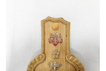 旧日本軍　海軍　尉官　トランク付き(鍵あり)　正帽&正肩章セット(大尉、中尉、少尉、相当官、大礼帽子、軍物、軍服小物、ミリタリー、正装、礼装)(R-070728)