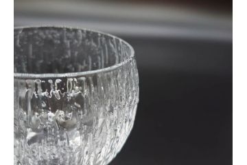 ヴィンテージ　廃番　iittala(イッタラ)　Kekkerit(ケッケリト)　氷の彫刻のような美しく存在感のあるショットグラス6客セット(ミニグラス、ガラス、箱付き、ビンテージ、北欧食器)(R-070739)