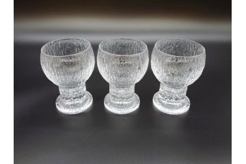 ヴィンテージ　廃番　iittala(イッタラ)　Kekkerit(ケッケリト)　氷の彫刻のような美しく存在感のあるショットグラス6客セット(ミニグラス、ガラス、箱付き、ビンテージ、北欧食器)(R-070739)