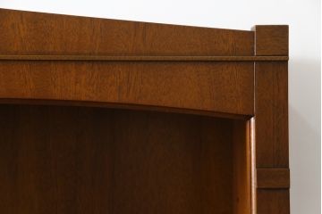 中古　DREXEL HERITAGE(ドレクセルヘリテイジ)　Triune(トライユン)　上品な佇まいのブックケース(シェルフ、本棚、飾り棚、キャビネット、収納棚)(R-070745)