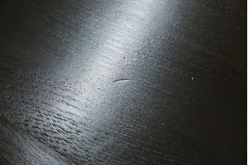 和製アンティーク　ナラ材　どっしりとした佇まいの組立式両袖机(ニーホールデスク、ワークデスク、オフィスデスク、在宅ワーク、在宅用)(R-070746)