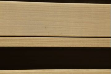 中古　伝統工芸士　田澤謙介作　かくし付き　上品な佇まいが魅力的な加茂総桐箪笥(大丸、総桐たんす、着物箪笥、チェスト、引き出し)(R-070747)