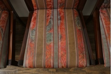 中古　カリモク家具(karimoku)　domani(ドマーニ)　Forza(フォルザ)シリーズ　華やかなファブリックが空間に彩を添えるダイニングチェア4脚　セット定価約84万円相当　(R-070749)