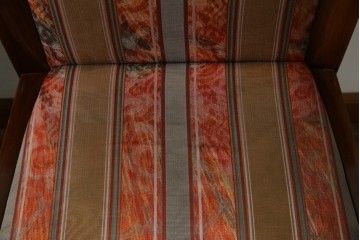 中古　カリモク家具(karimoku)　domani(ドマーニ)　Forza(フォルザ)シリーズ　華やかなファブリックが空間に彩を添えるダイニングチェア4脚　セット定価約84万円相当　(R-070749)