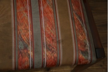 中古　カリモク家具(karimoku)　domani(ドマーニ)　Forza(フォルザ)シリーズ　華やかなファブリックが空間に彩を添えるダイニングチェア4脚　セット定価約84万円相当　(R-070749)