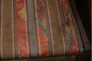 中古　カリモク家具(karimoku)　domani(ドマーニ)　Forza(フォルザ)シリーズ　華やかなファブリックが空間に彩を添えるダイニングチェア4脚　セット定価約84万円相当　(R-070749)