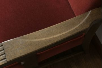 和製ビンテージ　神戸洋家具　伊藤家具店　ナラ材　レトロなデザインが魅力的な2.5人掛けソファ(2人掛けソファ、3人掛けソファ、アームソファ、ヴィンテージ)(R-070753)