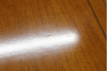 中古　美品　IDC大塚家具取り扱い　イタリア高級家具　メデア(Medea)　クラシカルな佇まいが美しいダイニングテーブル(エクステンションテーブル、拡張式テーブル、食卓、4人掛け、6人掛け)(R-070756)