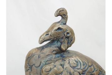 彫刻家　北村西望　1980年　白銅(洋銀)製　鳥寿　凛とした佇まいが美しい彫刻鳳凰(干支置物、酉、オブジェ、台座付き、共箱付き)(R-070765)