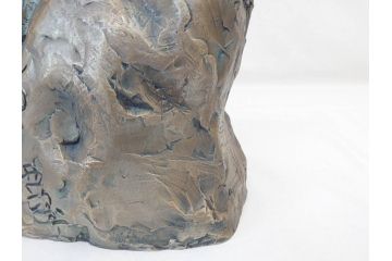 彫刻家　北村西望　1980年　白銅(洋銀)製　鳥寿　凛とした佇まいが美しい彫刻鳳凰(干支置物、酉、オブジェ、台座付き、共箱付き)(R-070765)