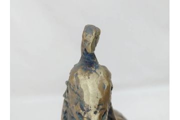 彫刻家　北村西望　1980年　白銅(洋銀)製　鳥寿　凛とした佇まいが美しい彫刻鳳凰(干支置物、酉、オブジェ、台座付き、共箱付き)(R-070765)