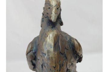 彫刻家　北村西望　1980年　白銅(洋銀)製　鳥寿　凛とした佇まいが美しい彫刻鳳凰(干支置物、酉、オブジェ、台座付き、共箱付き)(R-070765)