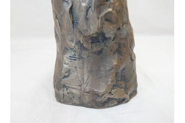 彫刻家　北村西望　1980年　白銅(洋銀)製　鳥寿　凛とした佇まいが美しい彫刻鳳凰(干支置物、酉、オブジェ、台座付き、共箱付き)(R-070765)