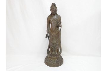 芸術院会員(彫刻家)　晝間弘　謹作　聖観世音菩薩　細部まで丁寧につくり込まれた重厚感のあるブロンズ像(仏像、観音像、置物、オブジェ、共箱付き)(R-070766)