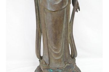 芸術院会員(彫刻家)　晝間弘　謹作　聖観世音菩薩　細部まで丁寧につくり込まれた重厚感のあるブロンズ像(仏像、観音像、置物、オブジェ、共箱付き)(R-070766)