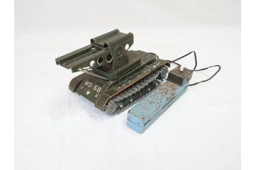 ミニチュア-鉄道シリーズ　C62型テンダ機関車(No.4)　クラウンモデル 蒸気機関車(D51・7100・C51)　ニチモ　ボストン　世界の戦車シリーズ(US ARMY/M109)　ロケットなど　古い乗り物のおもちゃまとめて(童友社、JAPANESE MODERN STEAM LOCOMOTIVE、C-735、MS-58、AX-01、玩具、ブリキ、プラモデル、ソフビ)(R-070769)