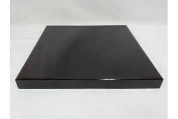 加藤勝次郎　輪島塗　総黒金縁文人松　別製　布着堅地　美しい金蒔絵が上品な雰囲気を感じさせる会席膳10客セット(木製、お膳、漆器、沈金、松葉、松の実、箱付き、袋付き)(R-070771)