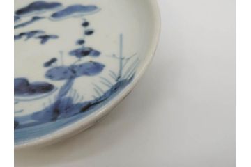 江戸期　古伊万里　染付　約13cm　4.3寸　松の絵が柔らかい雰囲気を醸し出す小皿3枚セット(深皿、和皿、和食器、四寸三分)(R-070775)