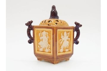 九谷焼　徳田八十吉　瑞稲釉(瑞穂?)　菱形　四天王図　龍双耳　観音摘　意匠を凝らしたつくりが見事な香炉(共箱付き)(R-070782)