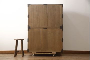 和製アンティーク　上手物!!　厚手で立派な打ち出し金具!!　総桐の六丁引き庄内箪笥(桐箪笥、桐たんす、整理タンス、衣装たんす、古箪笥、時代箪笥、引き出し)(R-070802)