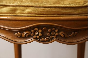 フランスアンティーク　高級品!!　ビーチ材　手の込んだ造りが魅力のラタンアームチェア(イージーチェア、ラウンジチェア、1人掛けソファ、椅子、イス)(R-070810)