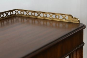 中古　美品!!　イギリス家具　MAITLAND-SMITH(メートランドスミス)　クラシカルな佇まいが美しい凝ったデザインのオープンシェルフ(ブックシェルフ、飾り棚、本棚、英国)(定価約58万円)(R-070811)