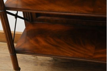中古　美品!!　イギリス家具　MAITLAND-SMITH(メートランドスミス)　クラシカルな佇まいが美しい凝ったデザインのオープンシェルフ(ブックシェルフ、飾り棚、本棚、英国)(定価約58万円)(R-070811)