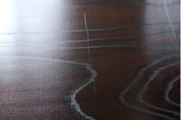 中古　岩谷堂箪笥　欅(ケヤキ)材　前面玉杢仕様　伝統工芸士「菊広」作　雲龍紋の手打ち金具が目を惹く階段箪笥(和箪笥、収納箪笥、引き出し)(定価約140万円)(R-070836)