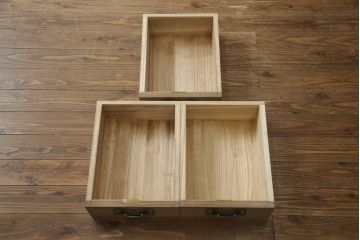 中古　美品　国産　伝統工芸　桐屋田中製　優美な牡丹金具が品の良さを高める総桐材製の衣装箪笥(桐箪笥、整理箪笥、チェスト、引き出し、桐たんす)(定価約60万円)(R-070838)
