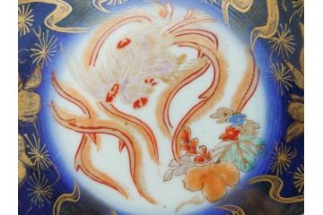 明治期　上手物　伊万里　金彩　色絵　鳳凰　龍　花鳥文　約28cm　9.2寸　鮮やかな色彩が素敵な大鉢(深鉢、和皿、和食器、共箱付き、九寸二分)(R-070849)