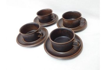 ARABIA FINLAND　Ruska(ルスカ)　Ulla Procope(ウラ・プロコッペ)　それぞれ違った深みのあるブラウンが魅力的なコーヒーカップ&ソーサー4客セット(アラビア、フィンランド、Sモデル、北欧食器、C&S)(R-070853)