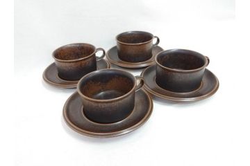 ARABIA FINLAND　Ruska(ルスカ)　Ulla Procope(ウラ・プロコッペ)　それぞれ違った深みのあるブラウンが魅力的なコーヒーカップ&ソーサー4客セット(アラビア、フィンランド、Sモデル、北欧食器、C&S)(R-070853)