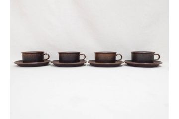 ARABIA FINLAND　Ruska(ルスカ)　Ulla Procope(ウラ・プロコッペ)　それぞれ違った深みのあるブラウンが魅力的なコーヒーカップ&ソーサー4客セット(アラビア、フィンランド、Sモデル、北欧食器、C&S)(R-070853)