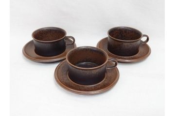 ARABIA FINLAND　Ruska(ルスカ)　Ulla Procope(ウラ・プロコッペ)　それぞれ違った深みのあるブラウンが魅力的なコーヒーカップ&ソーサー3客セット(アラビア、フィンランド、Sモデル、北欧食器、C&S)(R-070854)