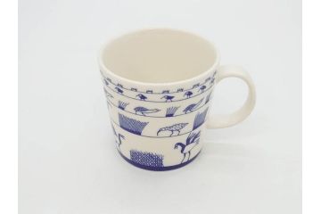 iittala(イッタラ)　廃盤　オイバ・トイッカ50周年記念　バード　イッタラ×つぼいねね　2009　1000個限定　可愛らしいデザインが魅力的なマグカップ2客セット(北欧食器、鳥、ブルー)(R-070861)