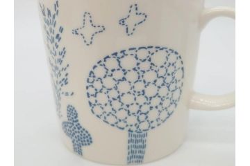 iittala(イッタラ)　廃盤　オイバ・トイッカ50周年記念　バード　イッタラ×つぼいねね　2009　1000個限定　可愛らしいデザインが魅力的なマグカップ2客セット(北欧食器、鳥、ブルー)(R-070861)