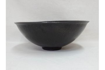 小林東五　對州窯　天目　約26cm　8.6寸　味わい深い和の雰囲気漂う鉢(深皿、和食器、八寸六分、共箱付き)(R-070864)