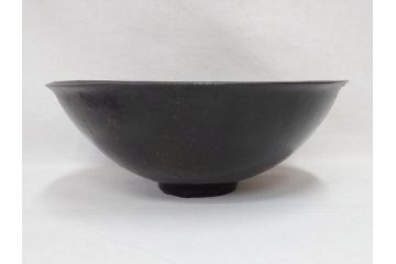 小林東五　對州窯　天目　約26cm　8.6寸　味わい深い和の雰囲気漂う鉢(深皿、和食器、八寸六分、共箱付き)(R-070864)