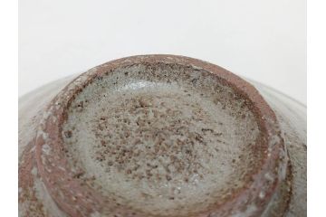 小林東五　對州窯　刷毛目(はけめ)　約22cm　7寸　上品な和の趣溢れる平皿(深皿、和皿、和食器、七寸、共箱付き)(R-070866)