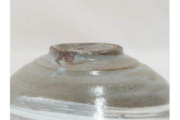 小林東五　對州窯　刷毛目(はけめ)　約21cm　6.9寸　上品な和の趣溢れる平皿(深皿、和皿、和食器、六寸九分、共箱付き)(R-070867)