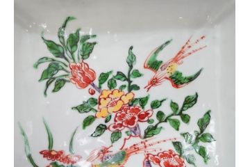 川瀬竹志　古余呂技　赤絵　花鳥　約18cm　5.9寸　大胆に描かれた色絵が印象的で華やかな雰囲気の四方鉢5客セット(和食器、皿、深皿、共箱付き、五寸九分)(R-070869)