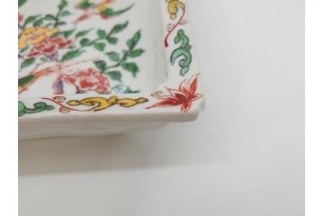 川瀬竹志　古余呂技　赤絵　花鳥　約18cm　5.9寸　大胆に描かれた色絵が印象的で華やかな雰囲気の四方鉢5客セット(和食器、皿、深皿、共箱付き、五寸九分)(R-070869)
